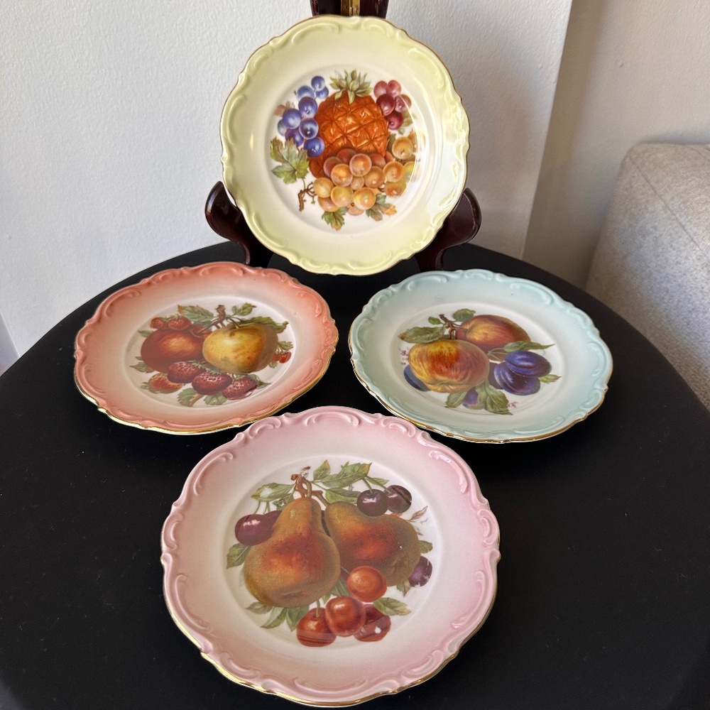Vintage German Porcelain Plates Set of 4 Amzo Evelyn Fruit Decor Plates 6 3/4"